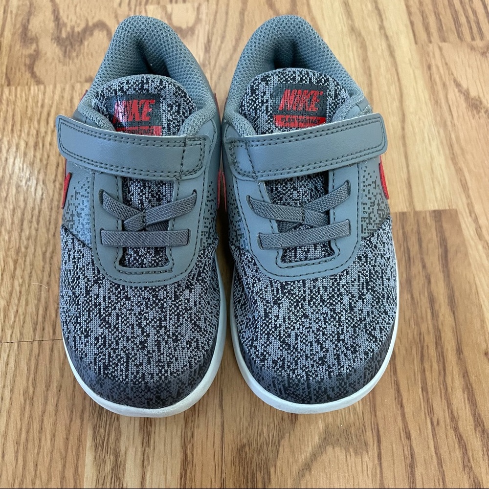 Nike boy shoes